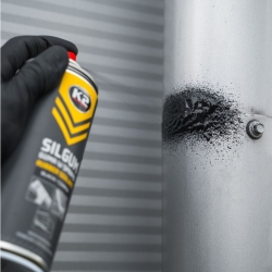 K2 SILGUM Guma w sprayu Czarna